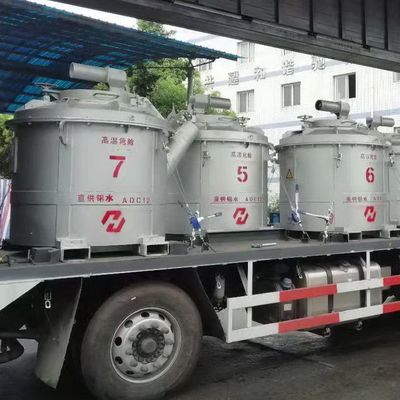 2000kg 容量 溶けたアルミニウム 移転用スプーン 滑らかな表面仕上げ