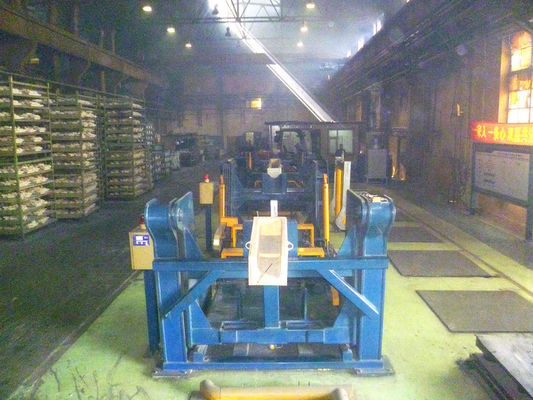 水冷却システム アルミニウム炉ホルダー 350-400 kg/H 溶融速度と冷却