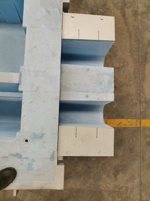 アルミニウム溶融および鋳造用産業用フィルタリング装置