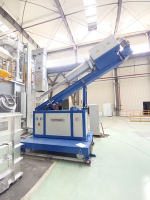 速く溶ける小さい電気アルミニウム溶ける炉アルミニウム930のKGの880mmのインゴット