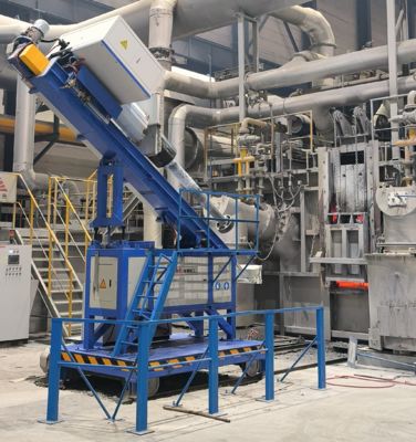 速く溶ける小さい電気アルミニウム溶ける炉アルミニウム930のKGの880mmのインゴット