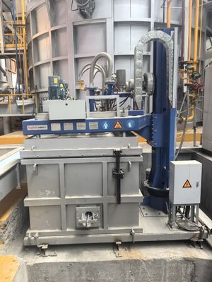 アルミ合金の鋳造のための版のタイプ3500kgのアルミニウム把握炉