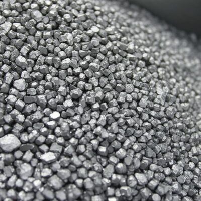 アルミニウム精製流は,溶けたアルミニウムの脱ガス浄化と覆いのために使用される