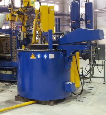 LPGのダイ カストのためのアルミニウム溶ける炉の電気暖房アルミニウムを握る800KG